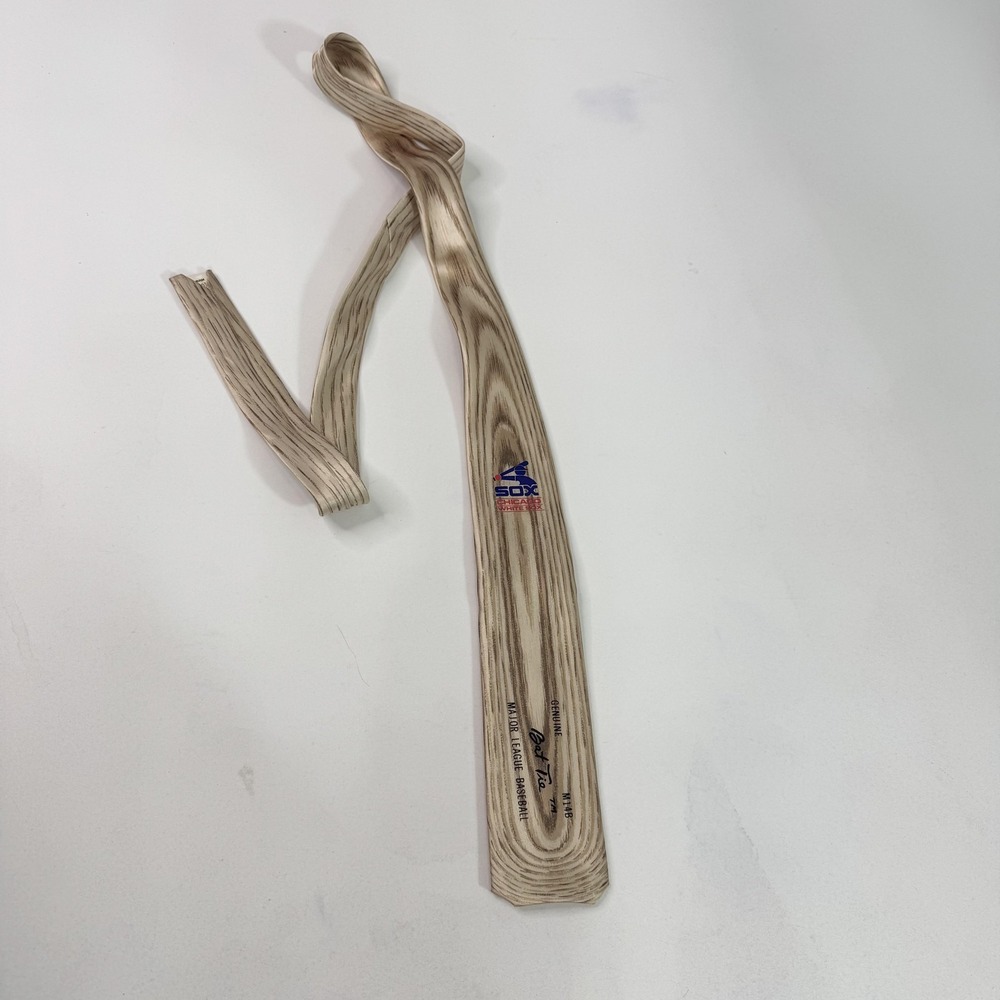 Vintage Chicago White Sox Neck Bat Tie Mens One Size Beige MLB Baseball 80s